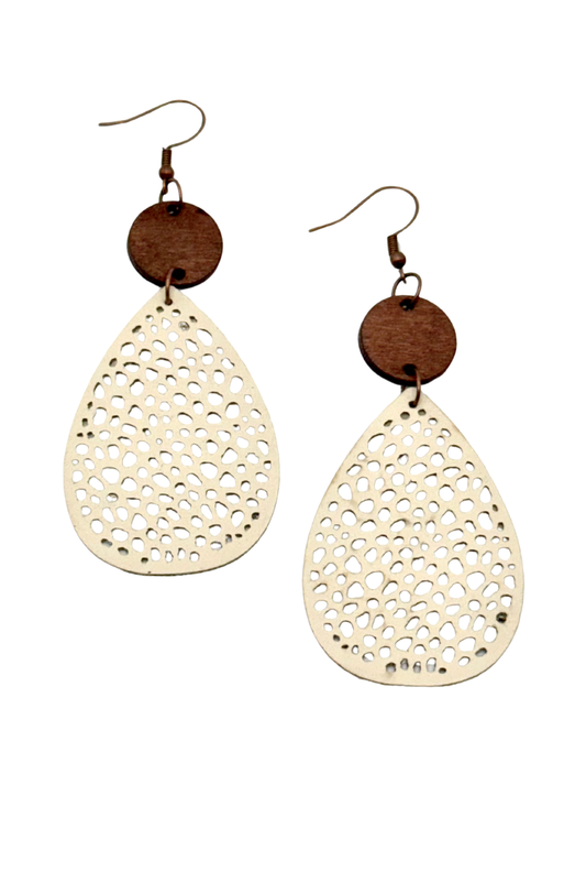 Natural Charm Earrings – Cream & Brown
